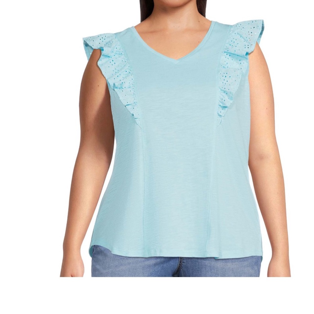 Women's Plus Size Ruffled V-Neck Top 2X